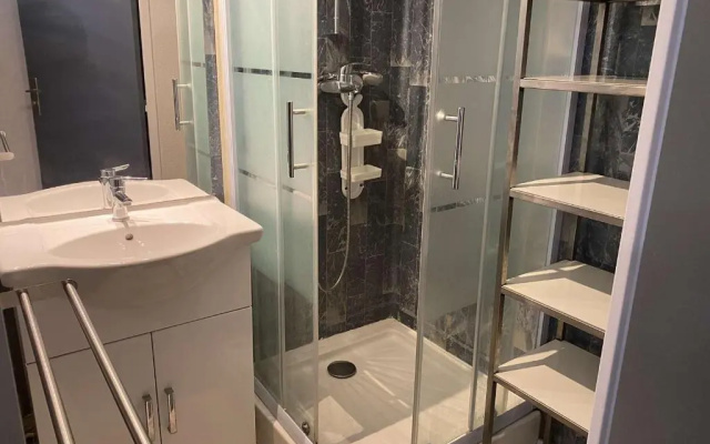 Appartement Le Grau-du-Roi, 2 pièces, 4 personnes - FR-1-250-233
