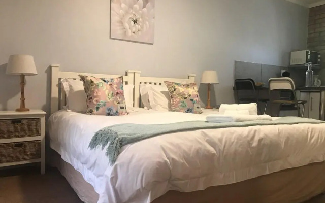 Highlands Lodge Guest House