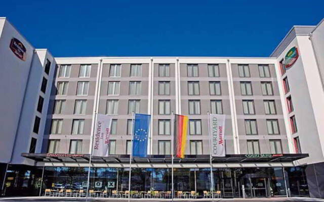 Отель Residence Inn by Marriott Munich City East вид на фасад