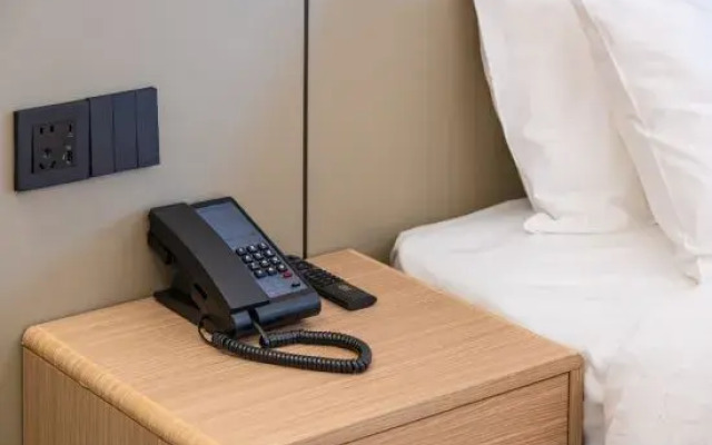 Starway Hotel (Xichang Qionghai 17 Degrees Wanda Plaza)