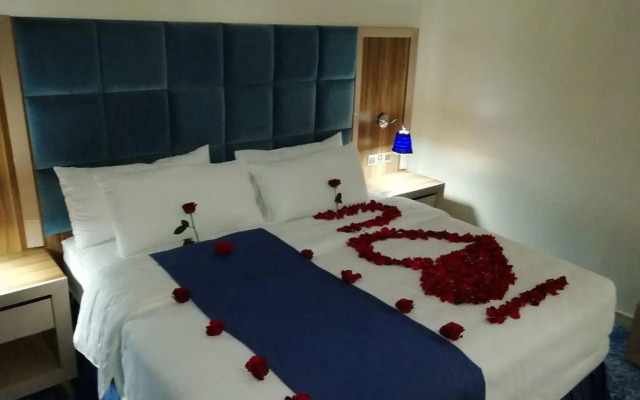 SwissBlue Serviced Apartments Alzahraa