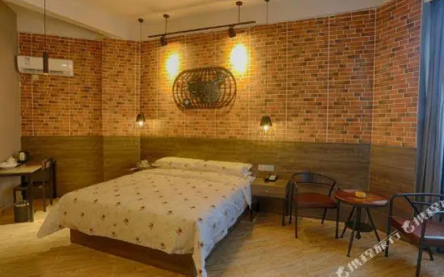 Tizi Hotel