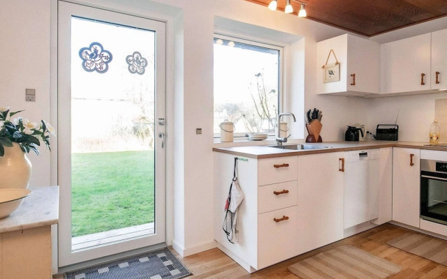 Cozy Holiday Home in Syddanmark near Sea