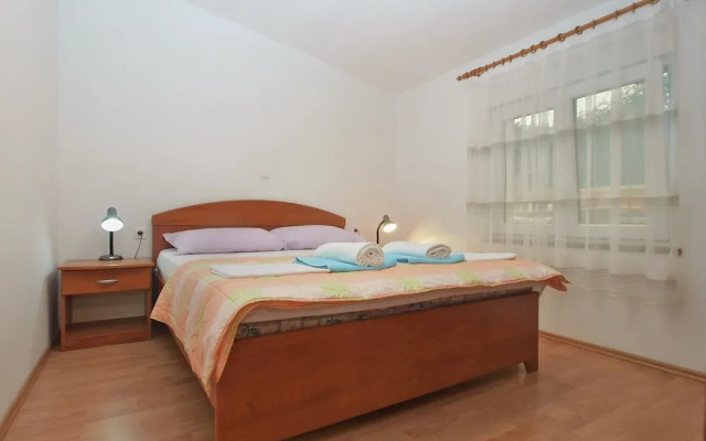 Apartment 1774