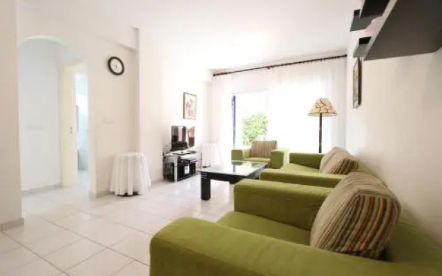 Victor Apartment