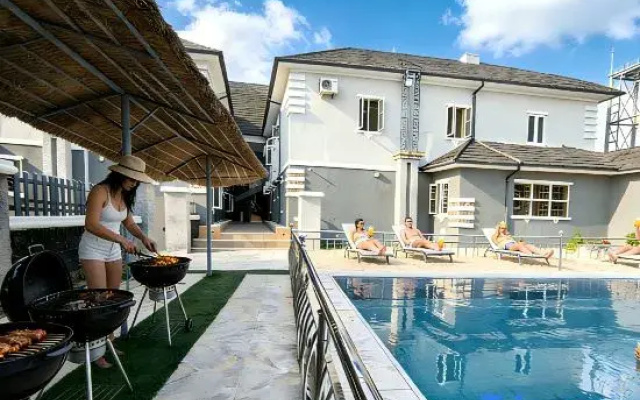 Jun Yue Port Harcourt Hotel