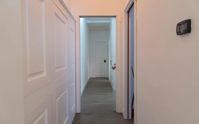 Regina Margherita Halldis Apartment