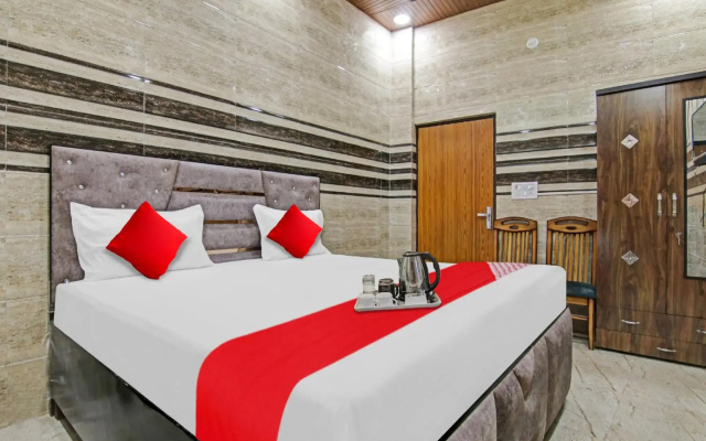 Flagship 70147 Kashyap Residency