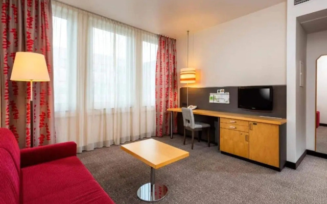 2 Person Holiday Park Home in Neu-isenburg