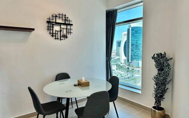 Lux BnB Burj Views