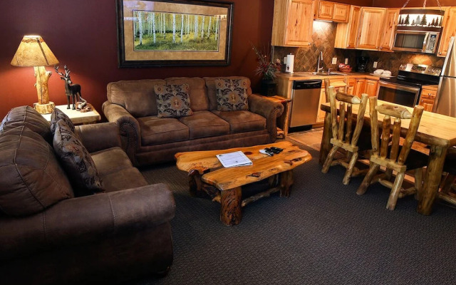 Fawn Valley Inn- 277 condo