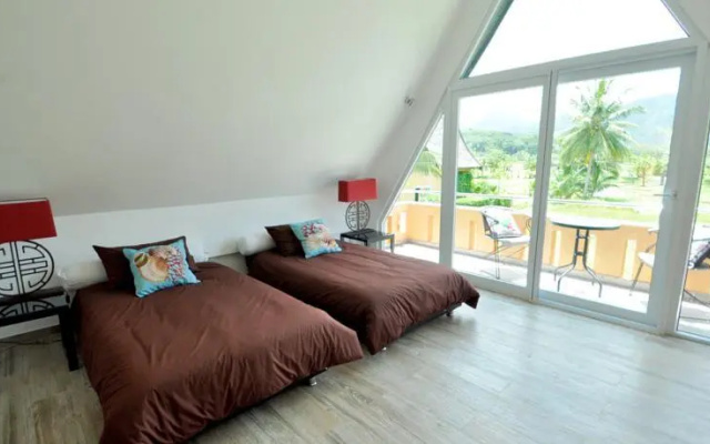 White Dragon Sea View Villa