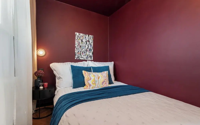 Crystal - by Kairos Apartments