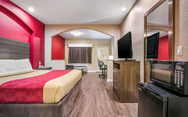 Econo Lodge Inn & Suites Horn Lake - Southhaven