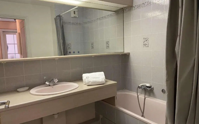 Appartement Fréjus, 2 pièces, 4 personnes - FR-1-226A-29