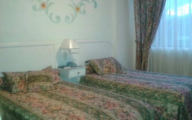 Hotel Imperio del Sol