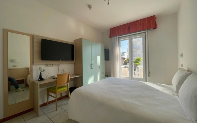 Hotel Athena