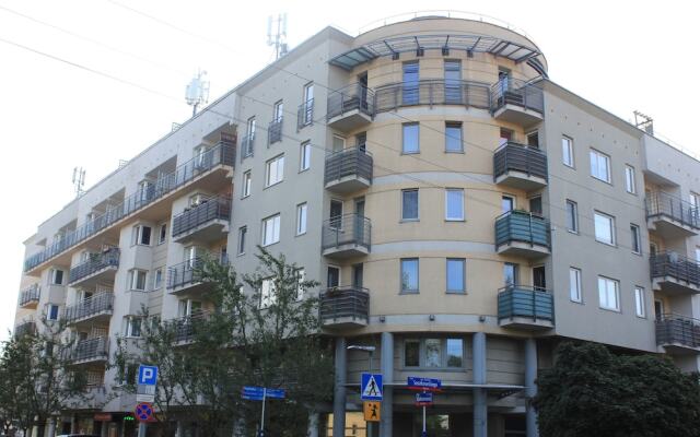 Отель Kolorowa Guest Rooms вид на фасад