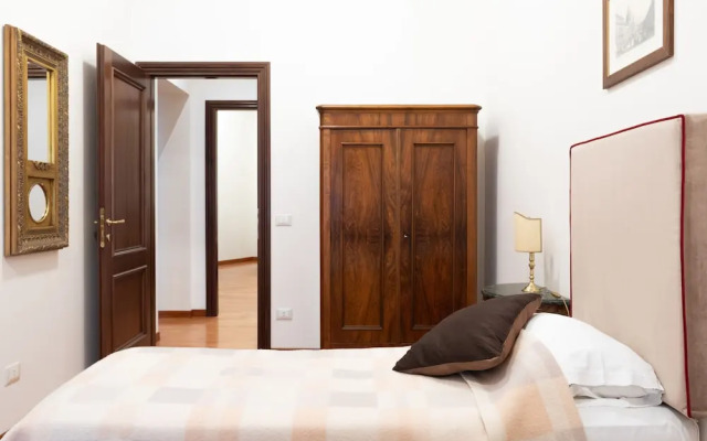 Elegant Salandra Suite