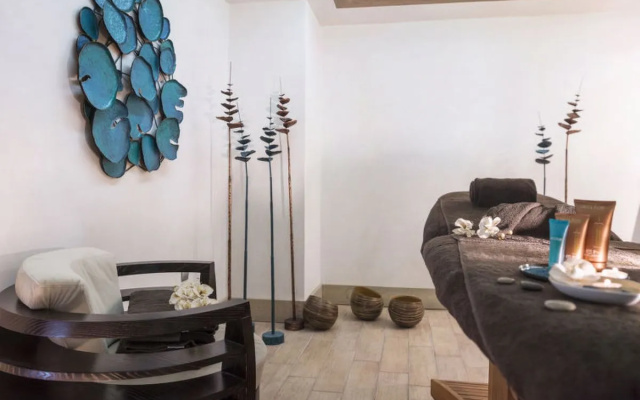 CGH Résidence & Spa Le Centaure (FLA102)