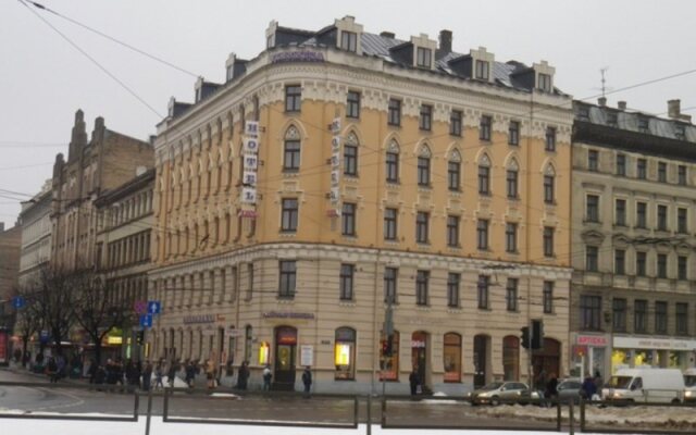 Rija Irina Hotel вид на фасад
