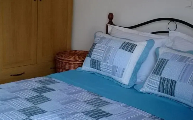 Alexandros Suites