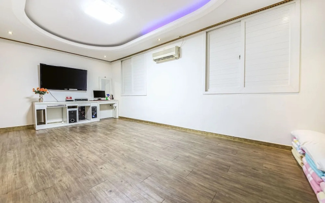 Jangseong J