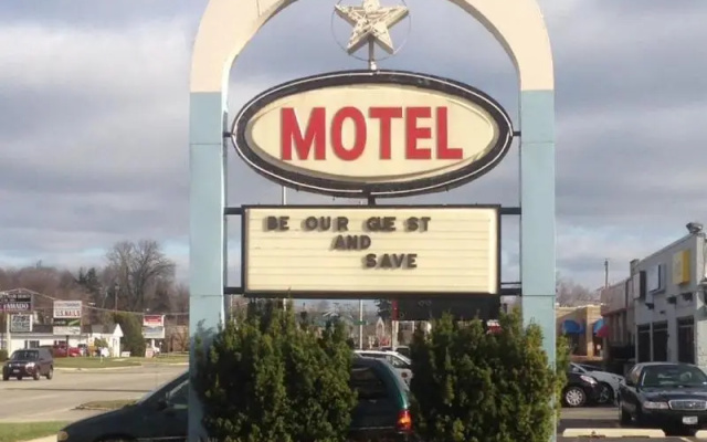 Stardust Motel