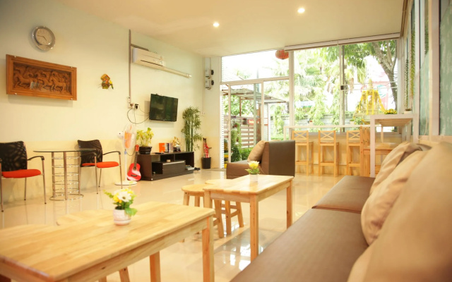 Friend's House Resort