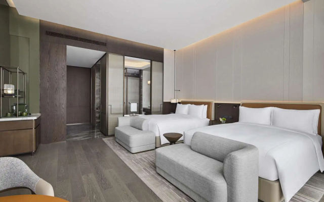 Conrad Chongqing
