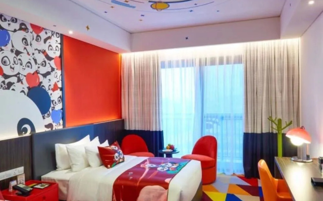 Chimelong Panda Hotel