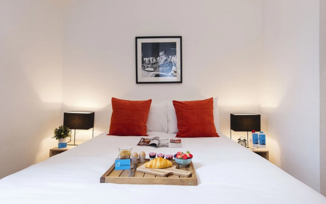 The Earl's Court Townhouse II - KM2