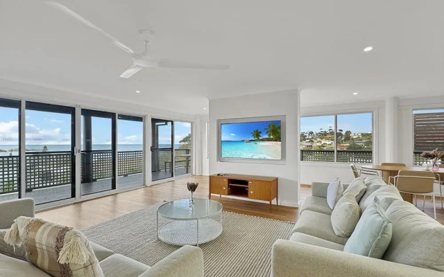 2-bed Beach Haven With Garden & Alfresco Dining