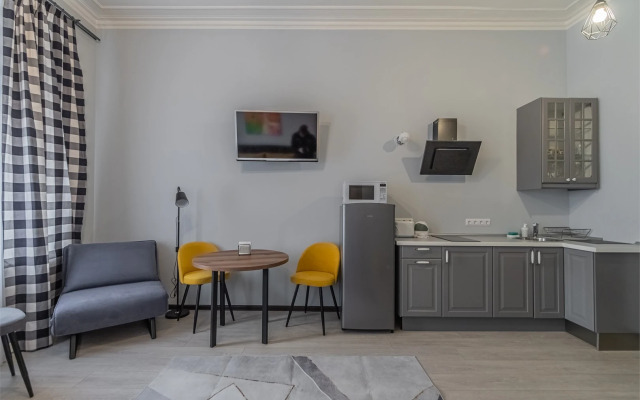 Apart Hotel R&B(Графский)
