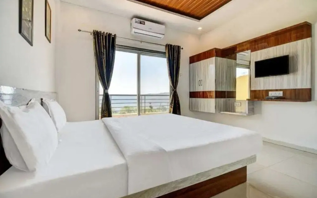 Aditya Hill View Inn