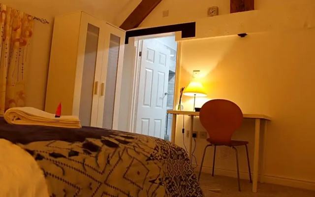 The Lodge B&B @ Cannock Chase