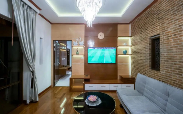 Modern Love Villa