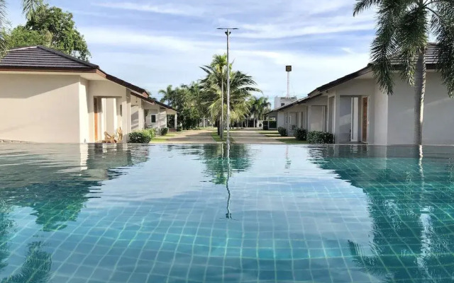 AKARD Private Villas Sattahip
