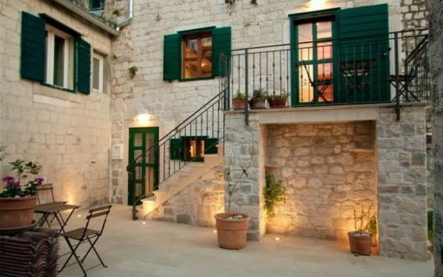 Room Lan R2 Trogir, Riviera Trogir