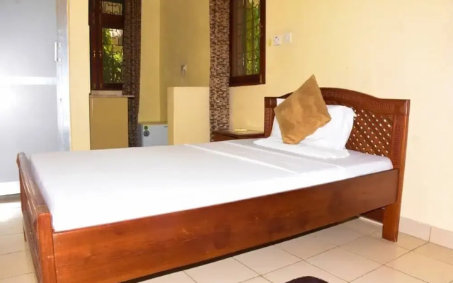 LifeLights Hotel