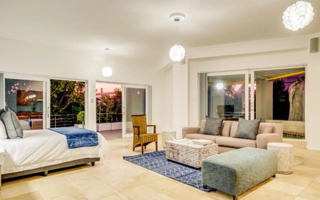 Coral House in Camps Bay
