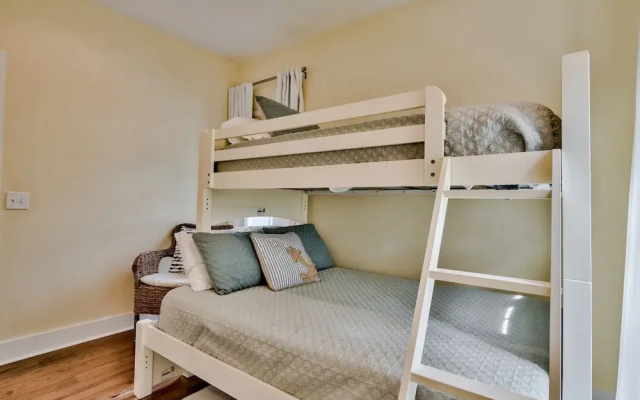 Magnolia Cottages By The Sea-9 Creek Park by Florida Star Vacations