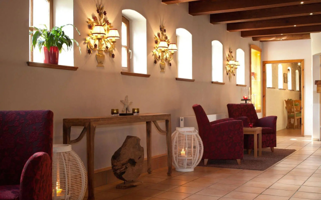 Tides Boutique Hotel