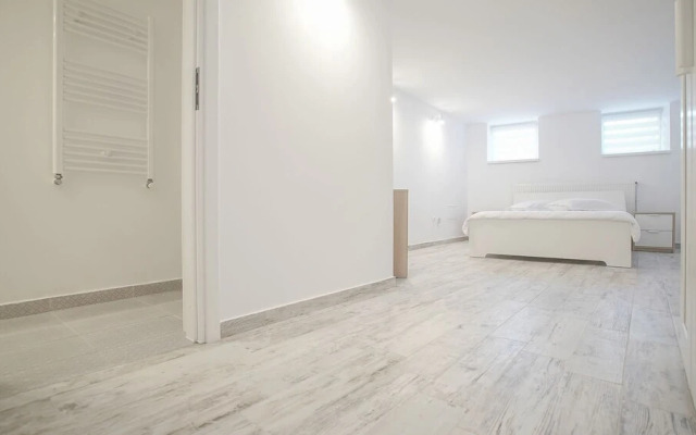 CN2i Luxury Accommodation DC