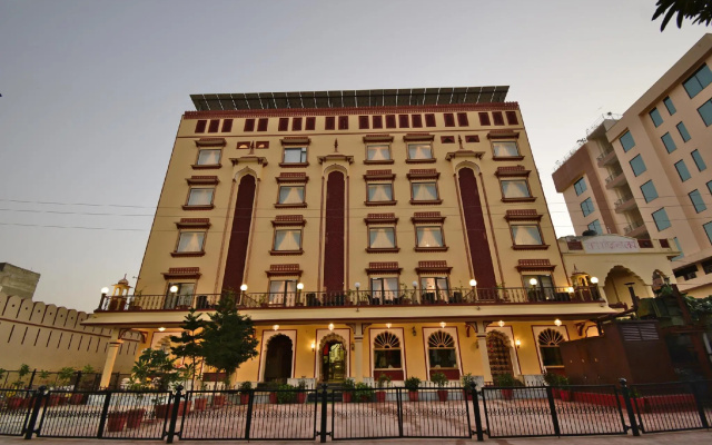 hotelImage