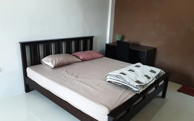 OYO 974 The Rest Village Apartment