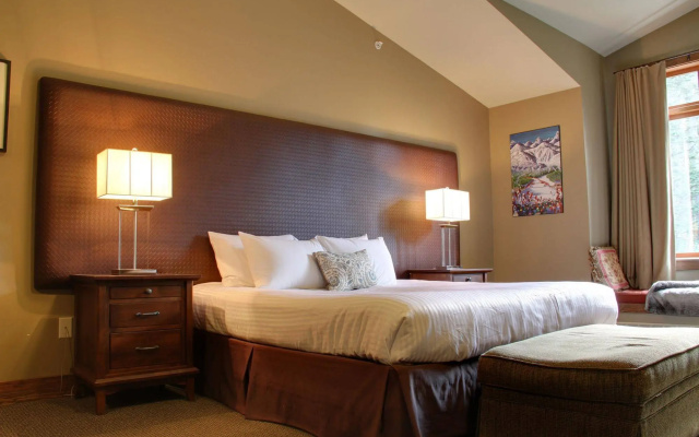 Copper Horse Lodge