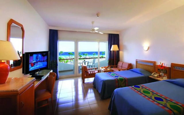 Курортный Отель Baron Sharm El Sheikh Resort
