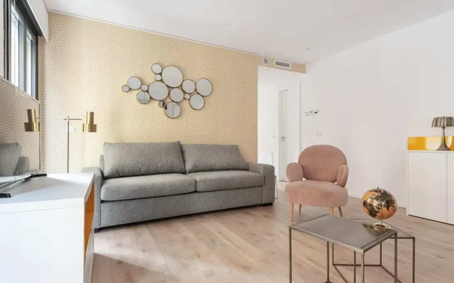 Incredible Design 2bedroom Apt, Sleeps 6 in Centro