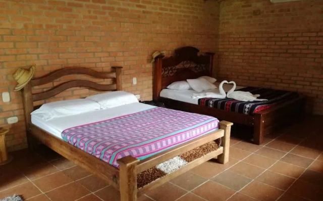 Hotel Campestre Nukak Travellers Club